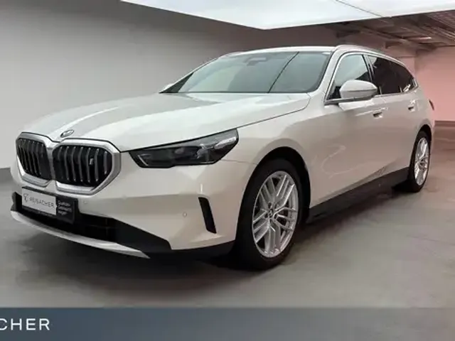 BMW i5
