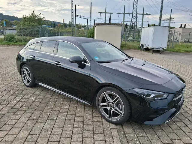 Mercedes-Benz CLA 180