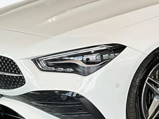 Mercedes-Benz CLA 200