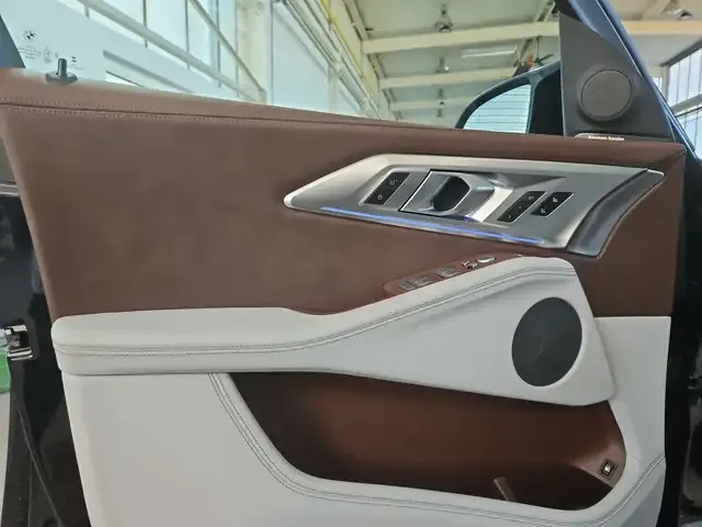 BMW XM