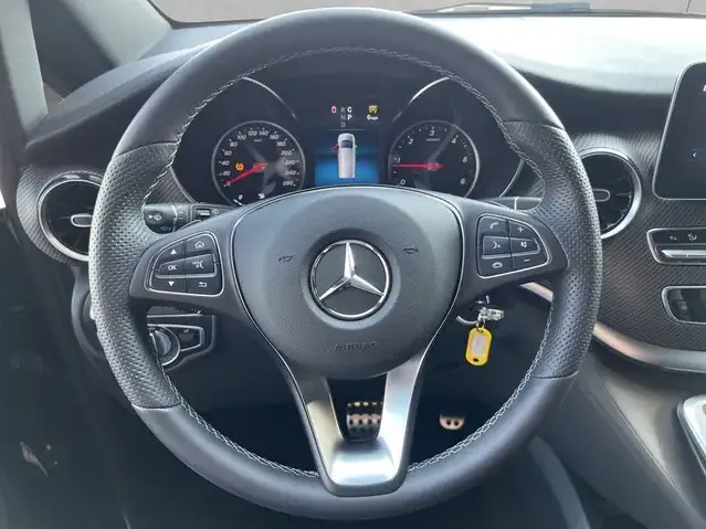 Mercedes-Benz V