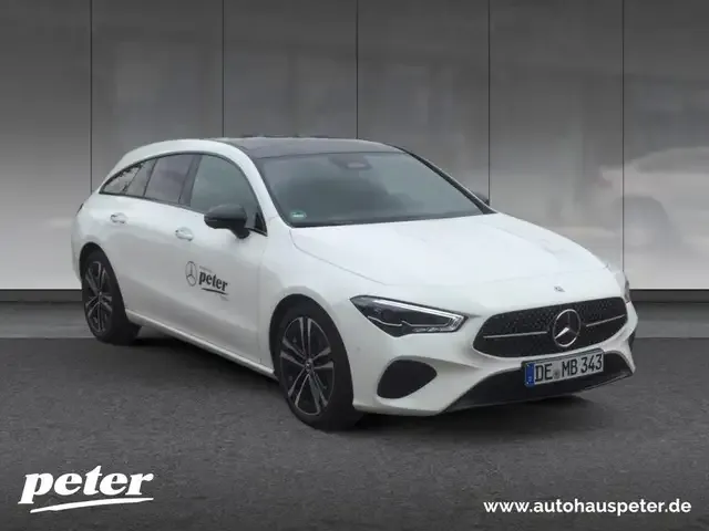 Mercedes-Benz CLA 200