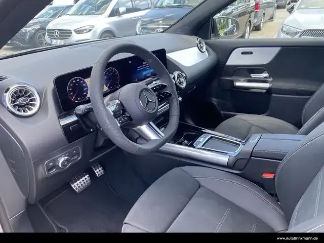 Mercedes-Benz GLA 180