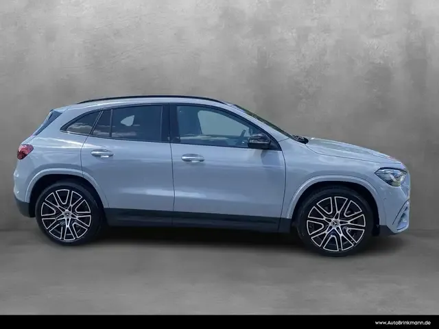 Mercedes-Benz GLA 180