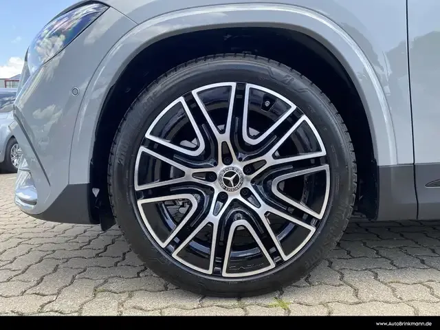 Mercedes-Benz GLA 180