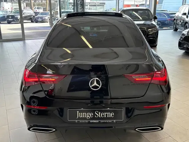 Mercedes-Benz CLA 200