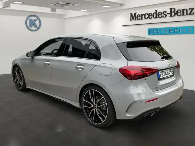 Mercedes-Benz A 200