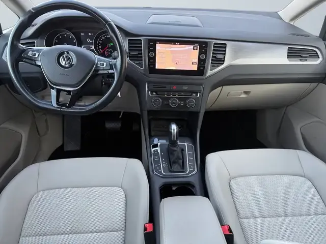 Volkswagen Golf Sportsvan