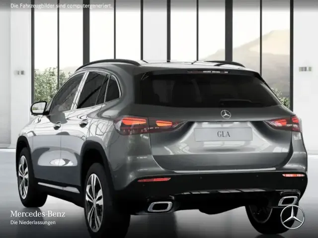 Mercedes-Benz GLA 220