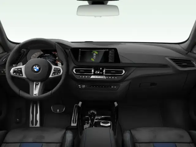 BMW 235