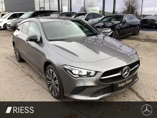 Mercedes-Benz CLA 250