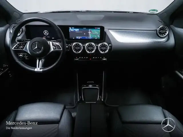 Mercedes-Benz EQA 300