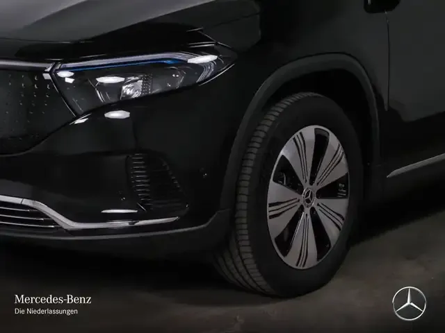 Mercedes-Benz EQA 300