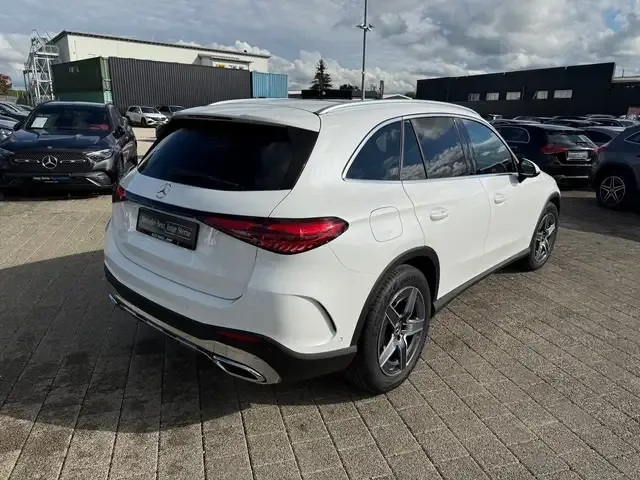 Mercedes-Benz GLC 220