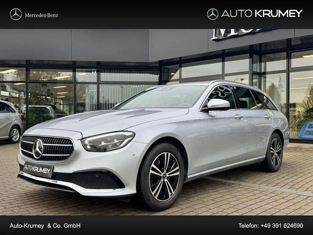 Mercedes-Benz E 220