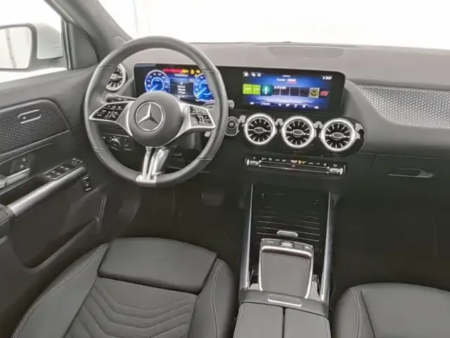 Mercedes-Benz EQA 300