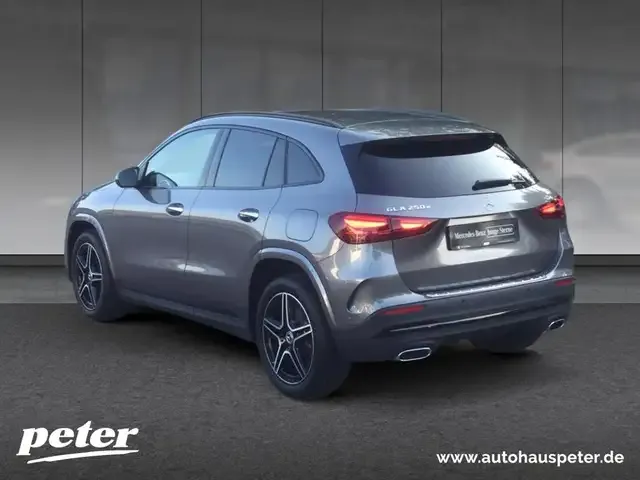 Mercedes-Benz GLA 250