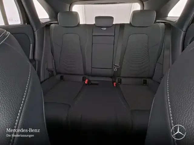 Mercedes-Benz EQA 300