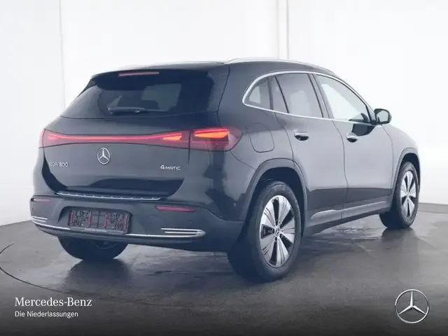 Mercedes-Benz EQA 300