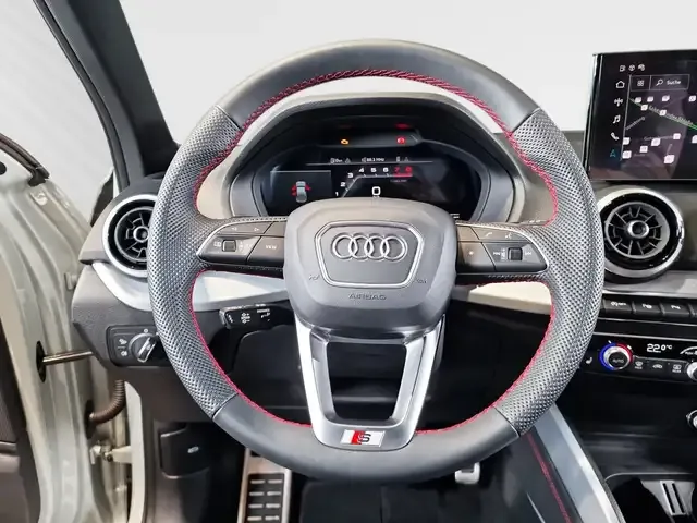 Audi SQ2