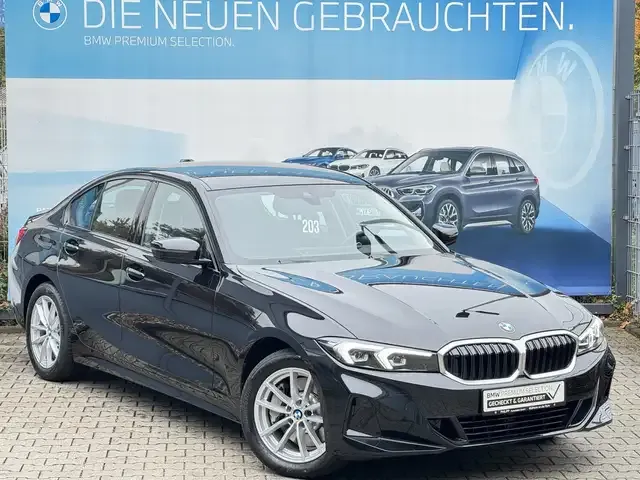 BMW 330