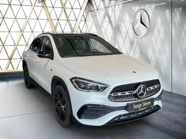 Mercedes-Benz GLA 250