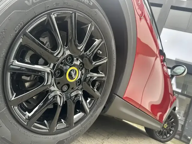 MINI Cooper SE
