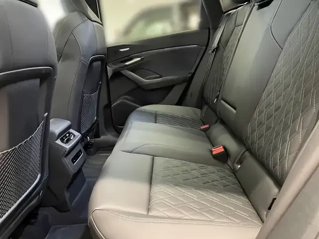 Audi SQ6
