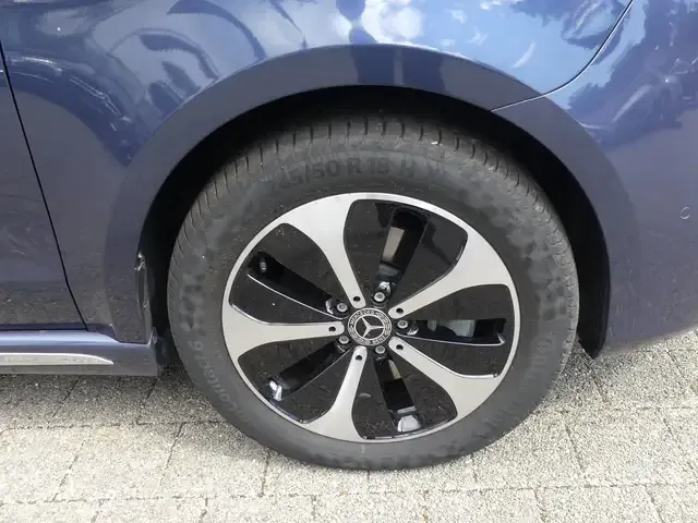 Mercedes-Benz EQV 300