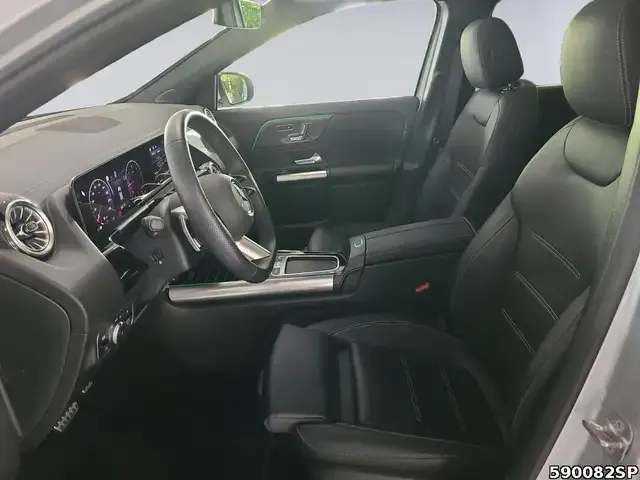 Mercedes-Benz GLA 220