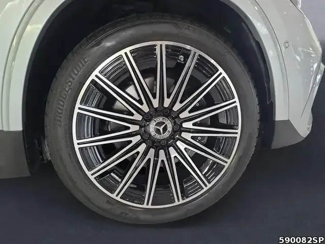 Mercedes-Benz GLA 220