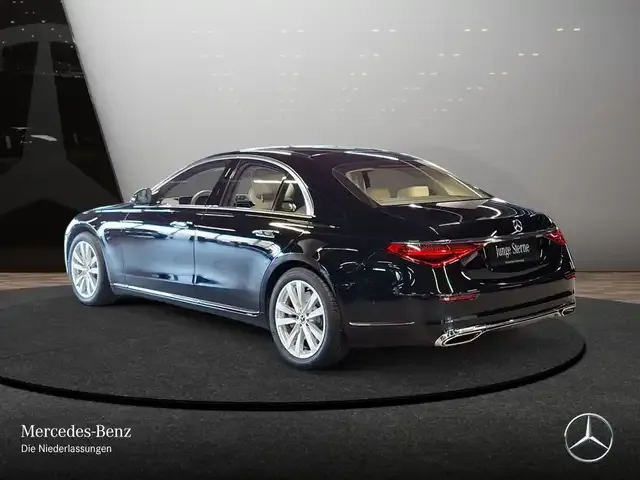 Mercedes-Benz S 500