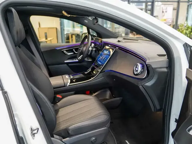 Mercedes-Benz EQE SUV