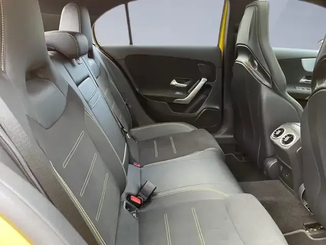 Mercedes-Benz A 45 AMG