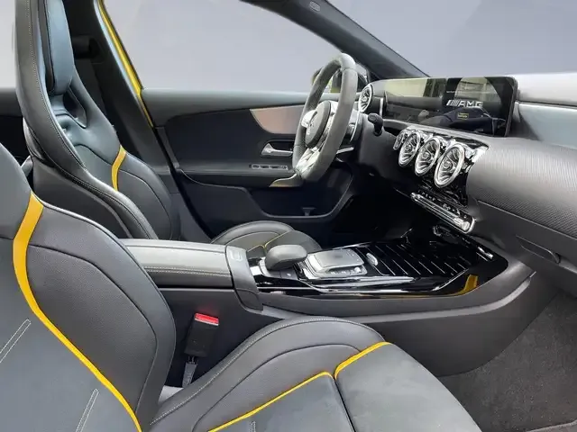 Mercedes-Benz A 45 AMG