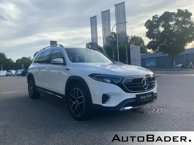 Mercedes-Benz EQB 250