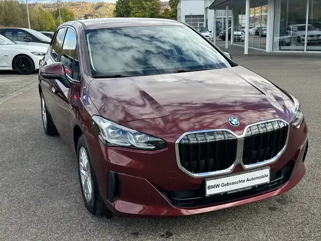 BMW 225
