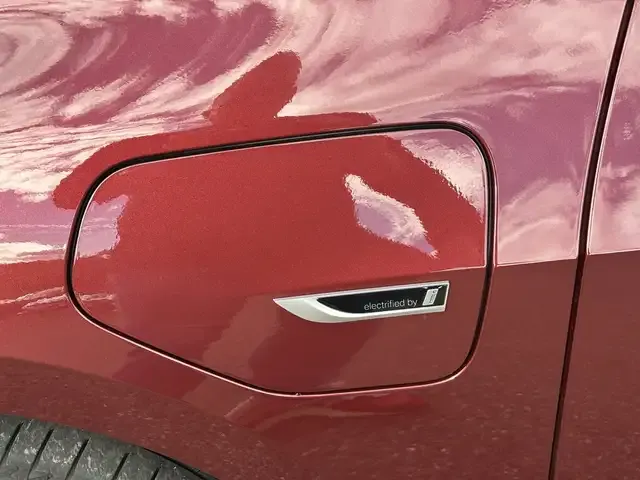 BMW 225