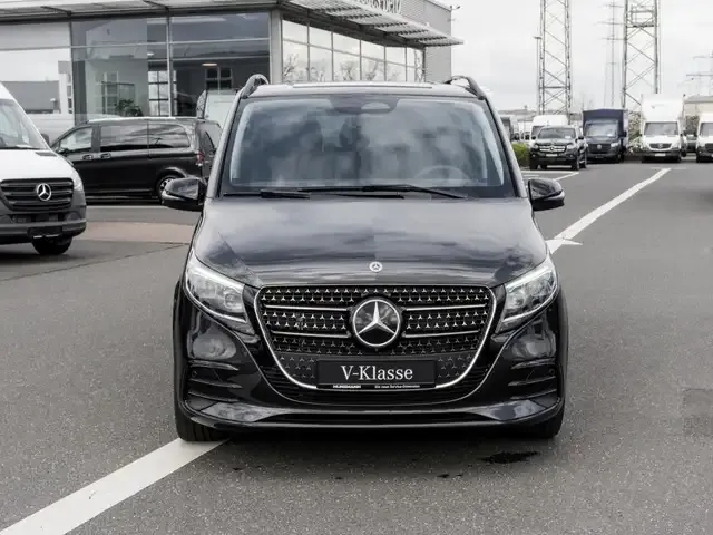 Mercedes-Benz V 250