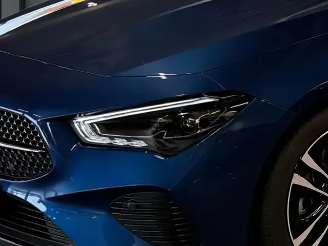 Mercedes-Benz CLA 200