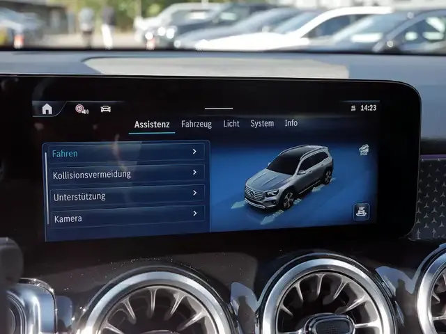 Mercedes-Benz GLB 200