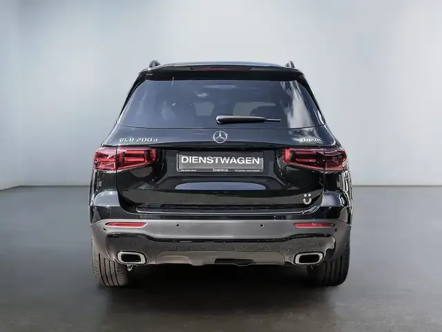 Mercedes-Benz GLB 200