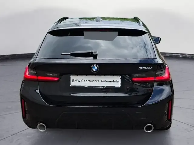 BMW 330