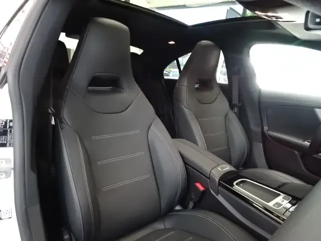 Mercedes-Benz CLA 220