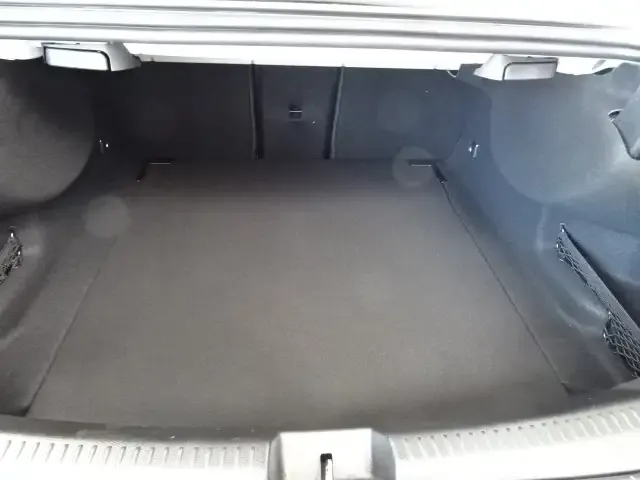 Mercedes-Benz CLA 220