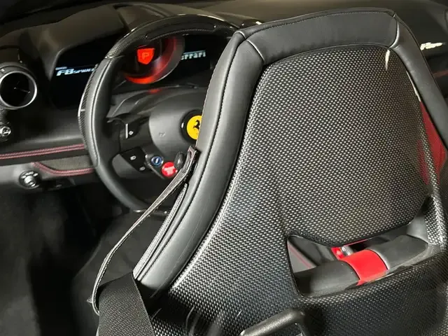 Ferrari F8 Spider