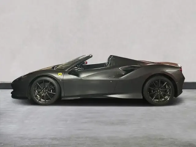 Ferrari F8 Spider