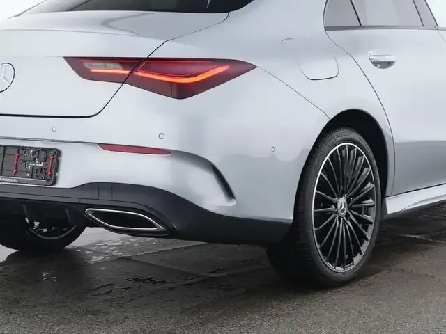 Mercedes-Benz CLA 250