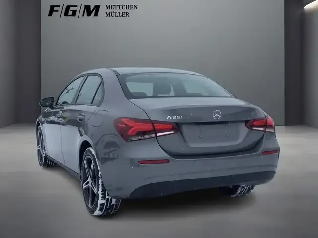 Mercedes-Benz A 250