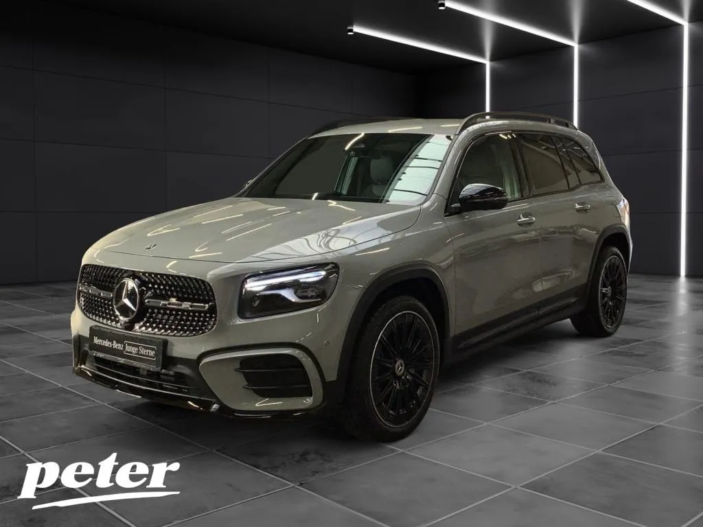 Mercedes-Benz GLB 220